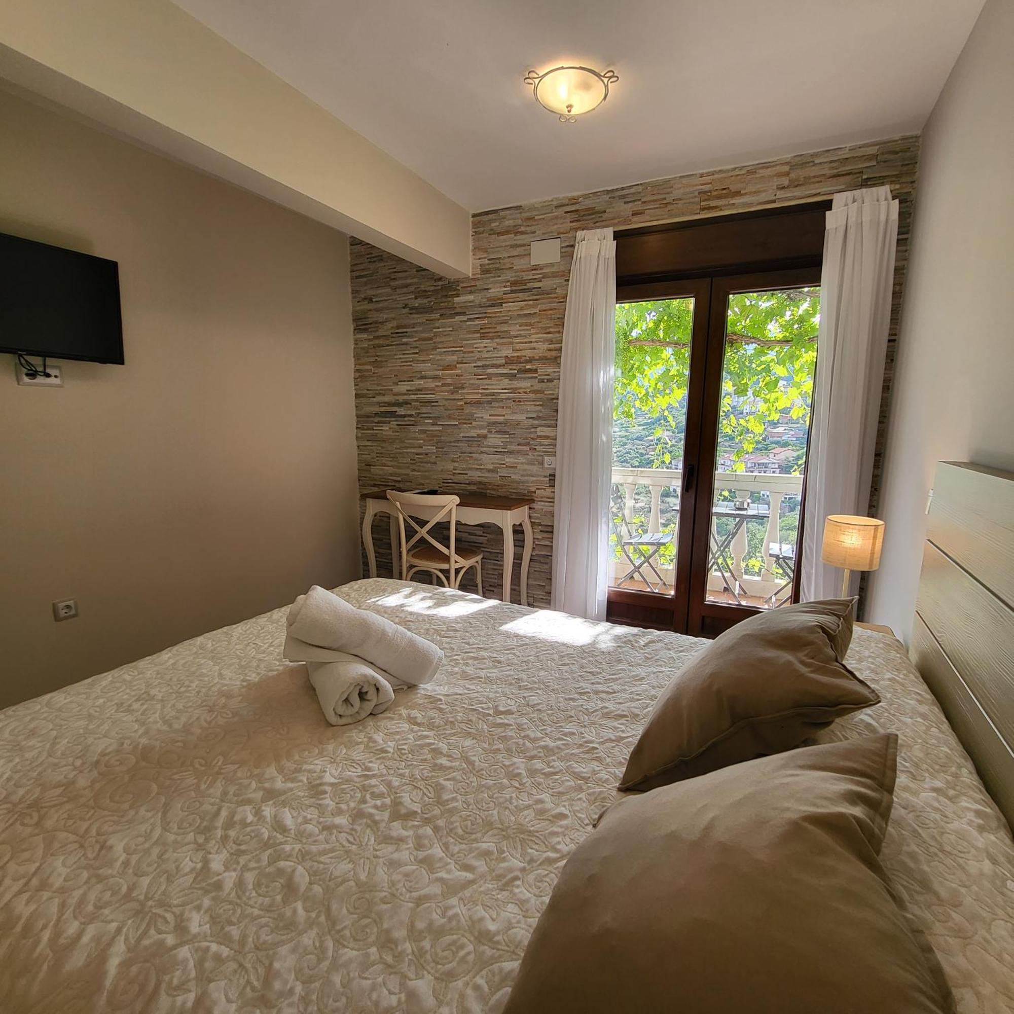 Hostal El Cerro - Only Adults Pedro Bernardo Екстериор снимка