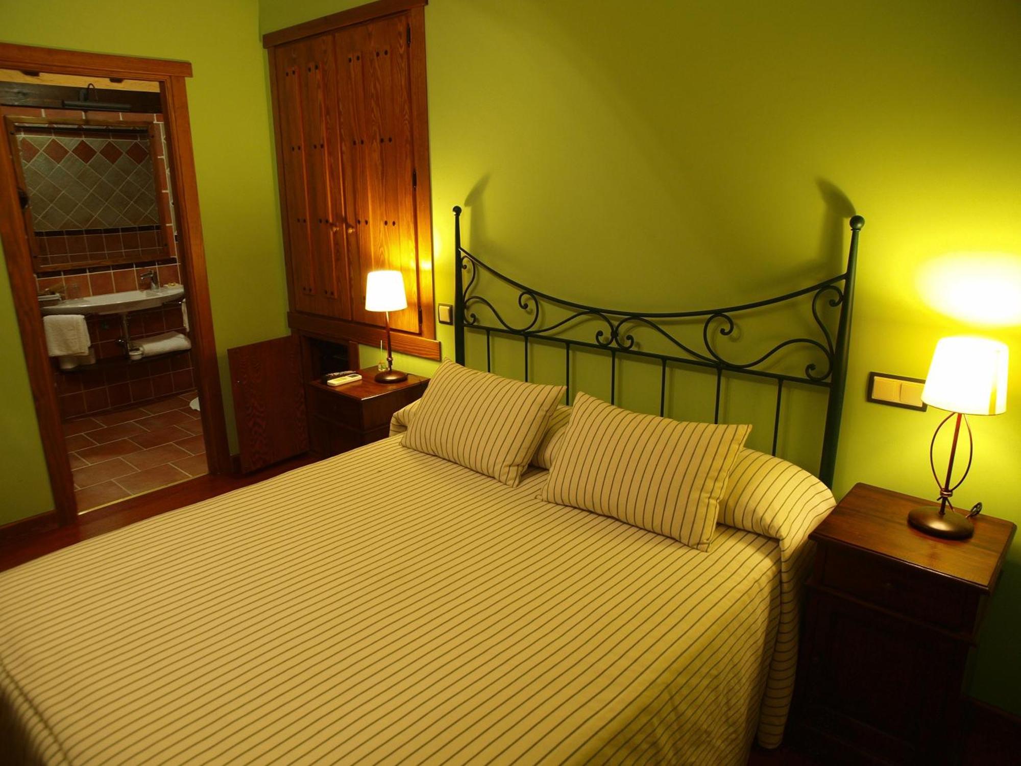 Hostal El Cerro - Only Adults Pedro Bernardo Екстериор снимка
